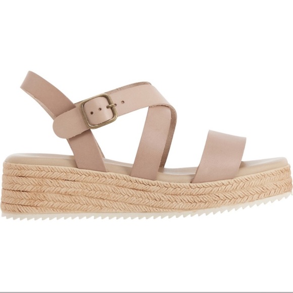 🎉LAST PIECE🎉BERTUCHI Made in Spain Quarter Strap Wedge Sandals - Leather - Picture 4 of 9